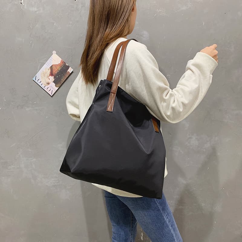 ナイロンバッグ トート シンプル大容量軽量布トート