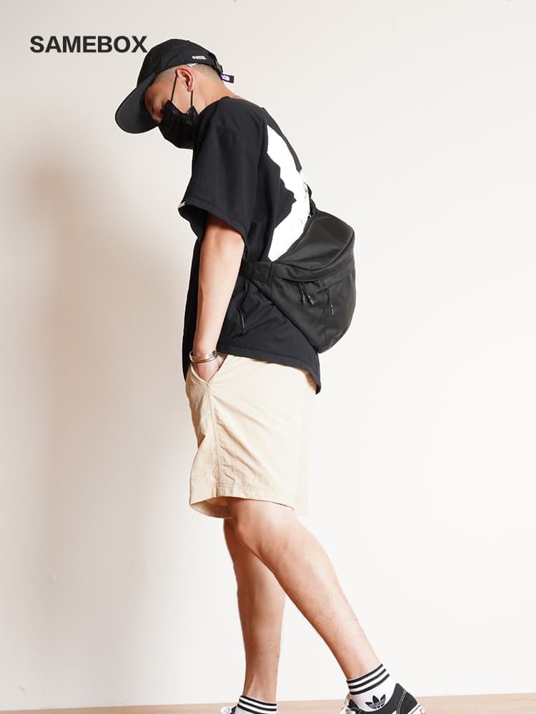 ナイロンバッグ ボディフィット多機能ショルダー