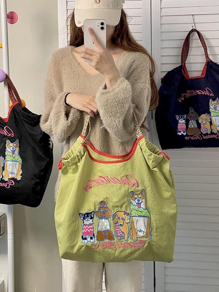 ナイロンバッグ トート 季節の彩り刺繍デザイントートバッグ