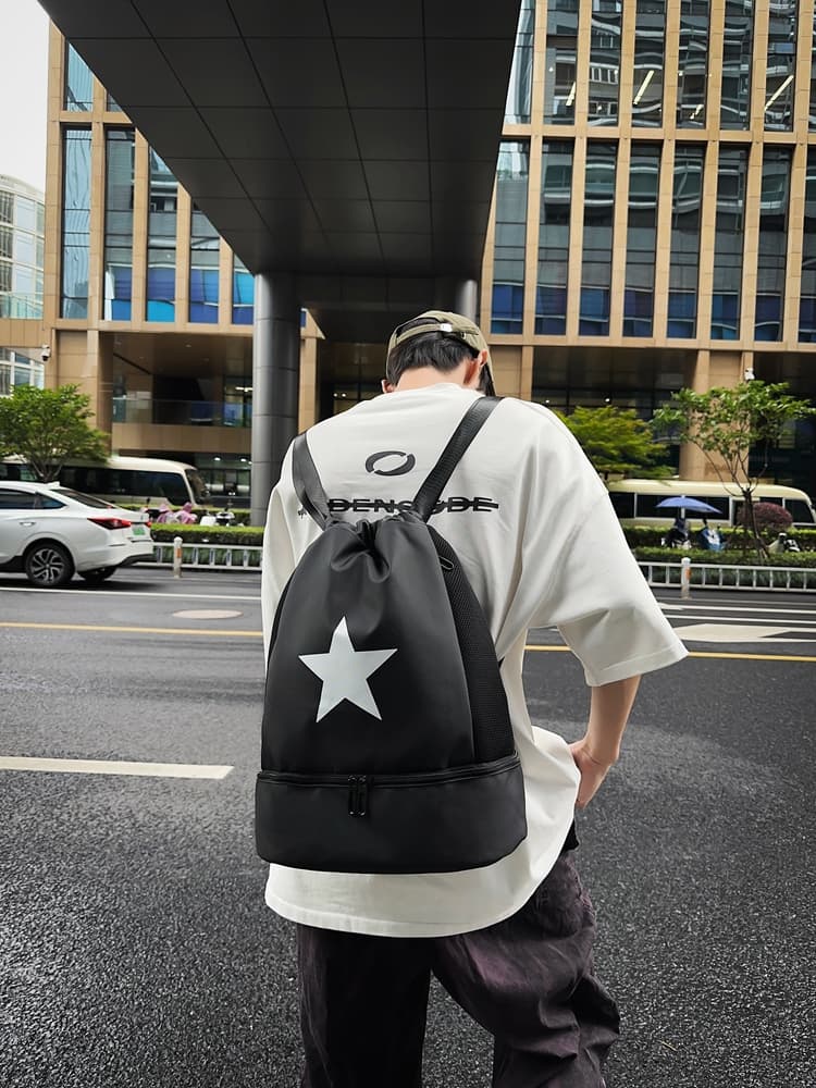 ナイロンバッグ 巾着 星柄デザイン 巾着型リュック