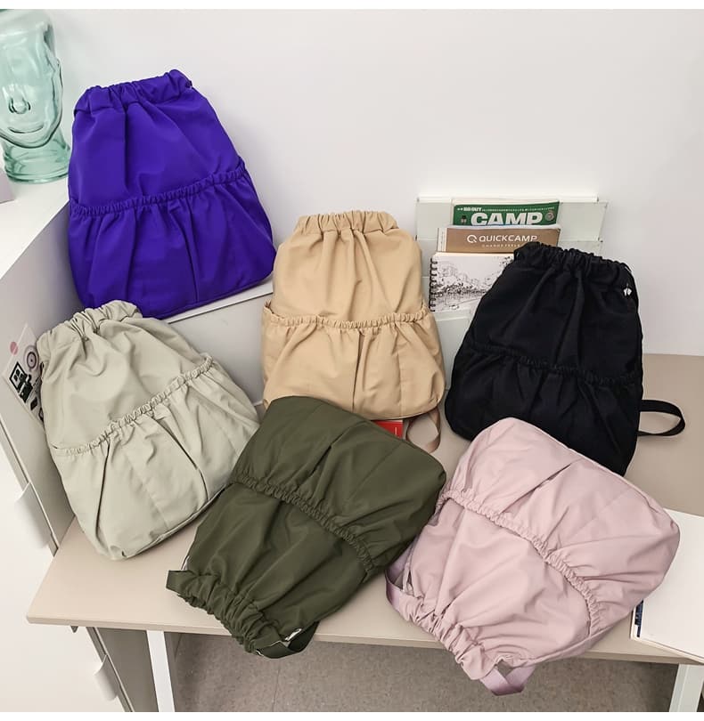ナイロンバッグ 巾着 ギャザー入り巾着リュック