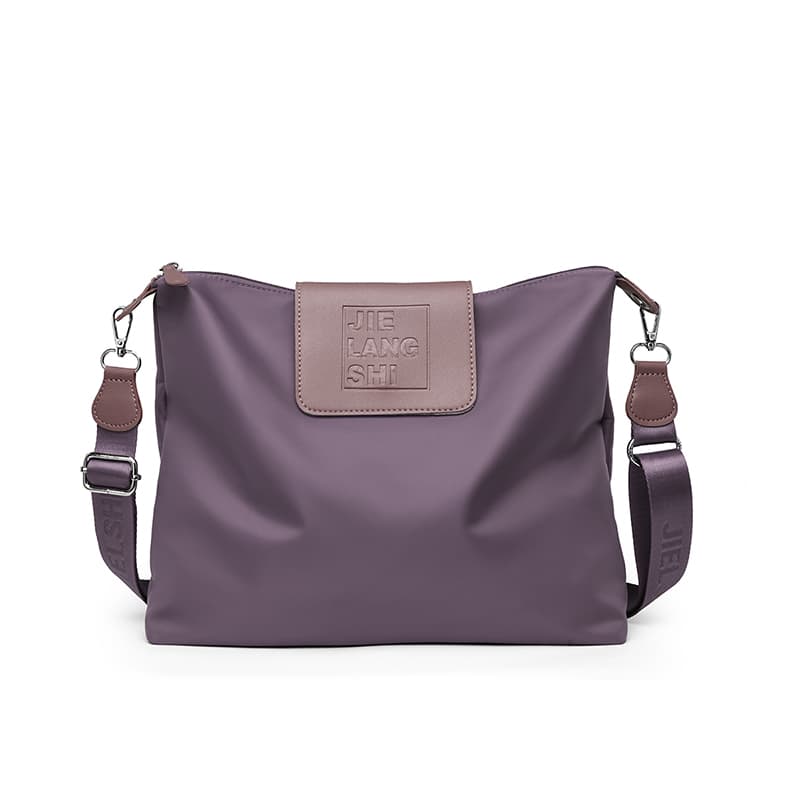 ナイロンバッグ シンプル上品ナイロンショルダー
