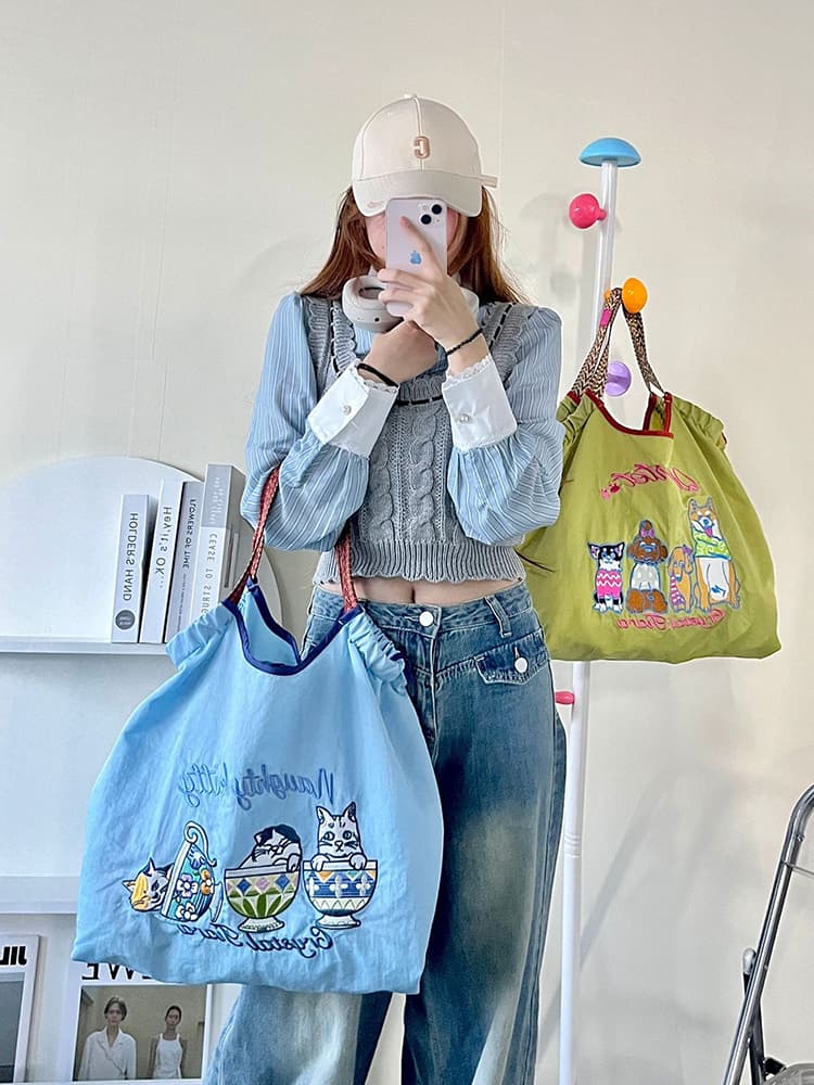 ナイロンバッグ トート 季節の彩り刺繍デザイントートバッグ